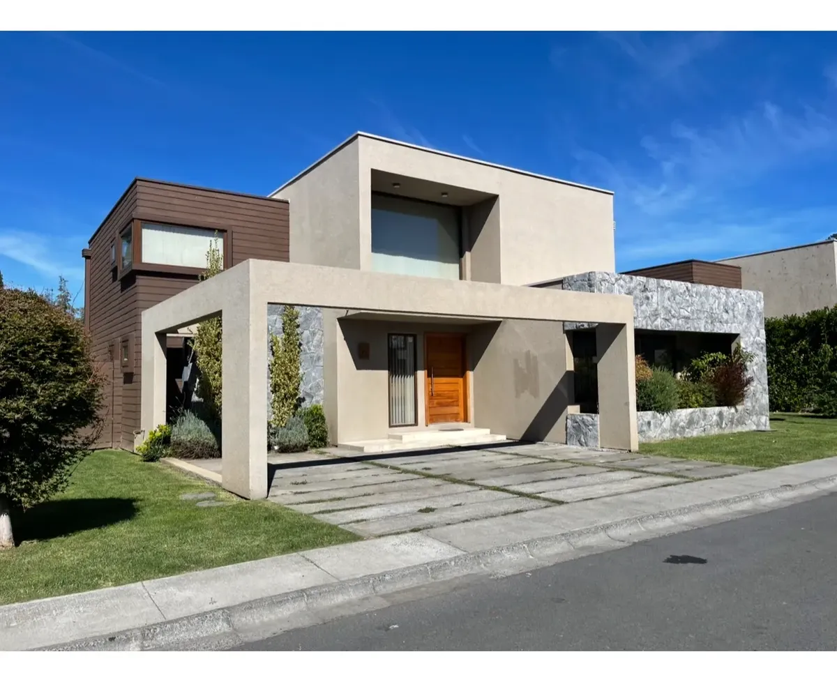 Imagen 1 de 27 de Se Arrienda Hermosa Casa Sin Muebles