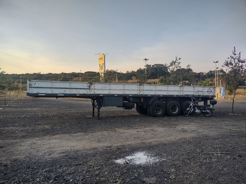 Carreta Randon 3 Eixos