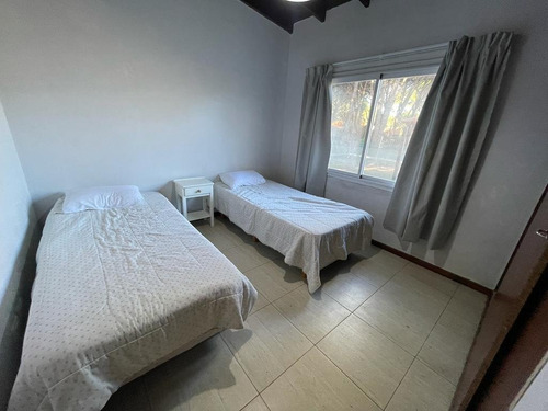 Imagen 9 de 13 de Casa En Venta - Zona Lasalle - De La Calandria