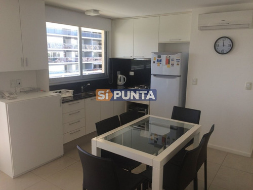 Imagen 4 de 22 de Apartamento En Alquiler