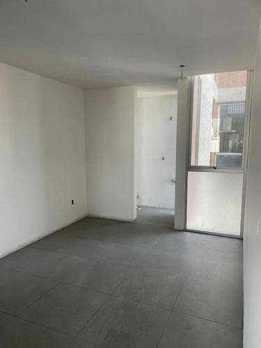 Amplio Departamento Nuevo En Venta Con Balcones!!