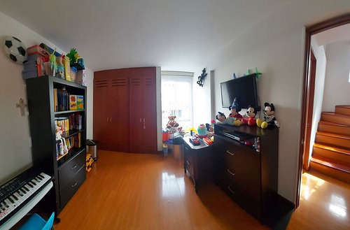 Casa De 116 M2 En Conjunto Cerrado. Niza
