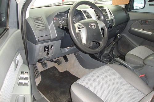 Toyota Hilux 3.0 Cd Sr 171cv 4x4