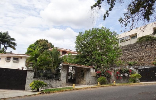 Imagen 1 de 14 de Amplia Y Hermosa Casa En La Viña