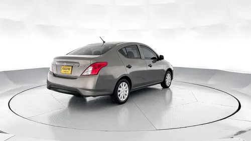 Nissan Versa Drive