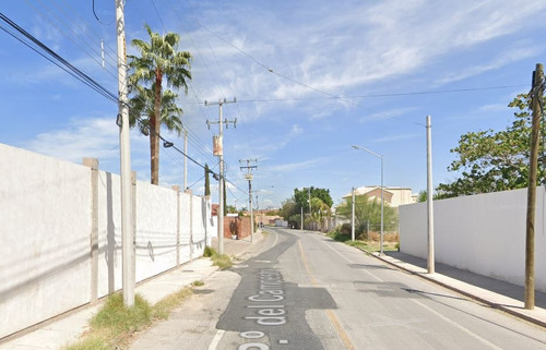 Hermosa Y Amplia Casa En Remate En La Col. Residencial Campestre La Rosita, Torreón, Coahuila!