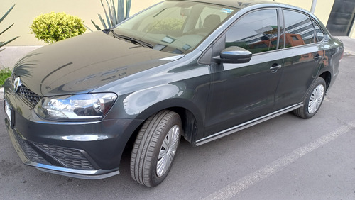 Volkswagen Vento 1.6 Starline At