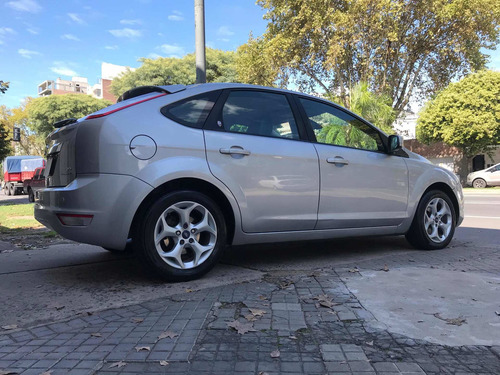 Ford Focus Ghia