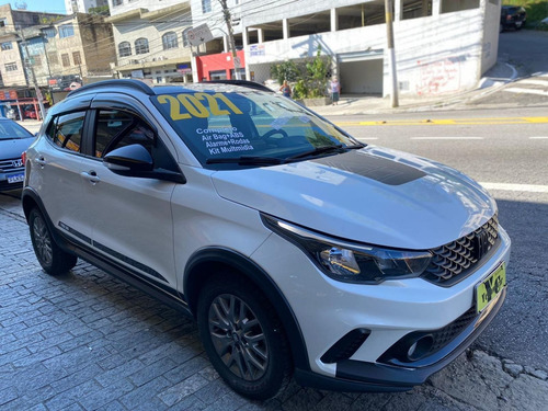 Imagem 8 de 15 de Fiat Argo 1.8 E.torq Flex Trekking At6 2020/2021