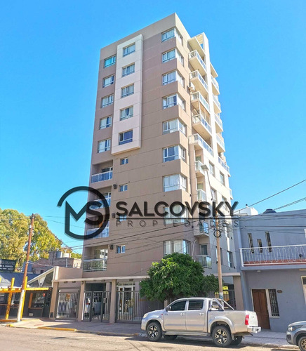 Tu Mejor Inversión! Departamento 2 Dormitorios Con Cochera Céntrico Puerto Madryn Chubut