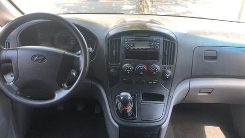 Hyundai H1 Gl 2.5 2013