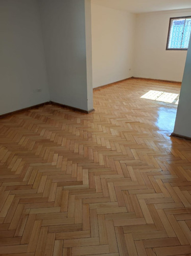 Casa Para 7 Dormitorios + 3 Baños