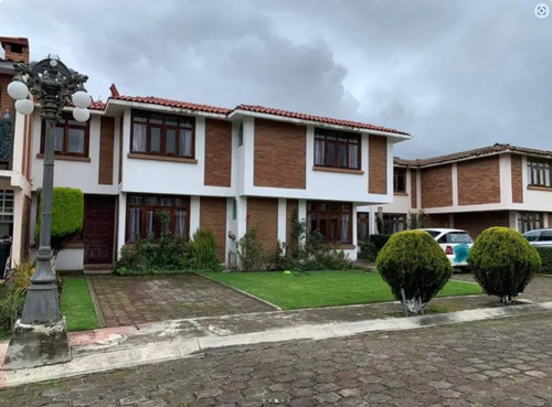 Casa En Jesus Reyes Heroles. M.a.