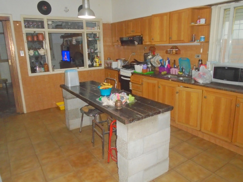 Imagen 6 de 20 de Venta Casa En Esquina C/ Patio Terraza Y Galpón Villa Madero La Matanza Bs As