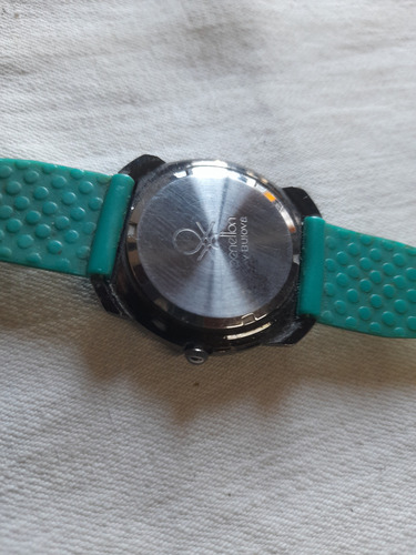 Reloj Benetton Verde Plateado Varios (Usado)