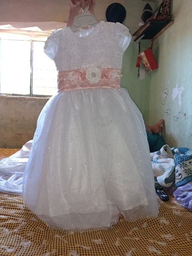 Vestido De Primera Comunión Color Blanco Con Perlas Y Brillo