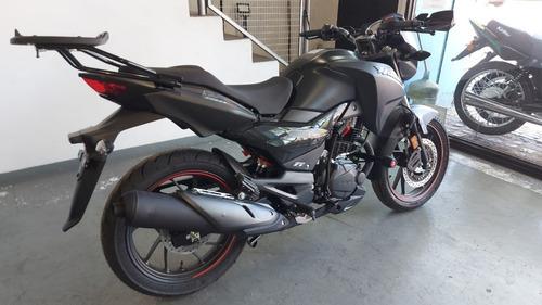 Imagen 18 de 21 de Hero Hunk 190r 0km 2023 Fi Abs Financiada Ap Motos Ns200 Tvs