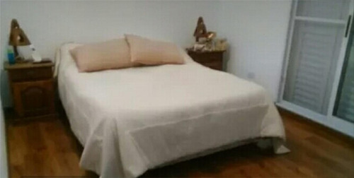 Casa 6 Amb. En Venta Merlo