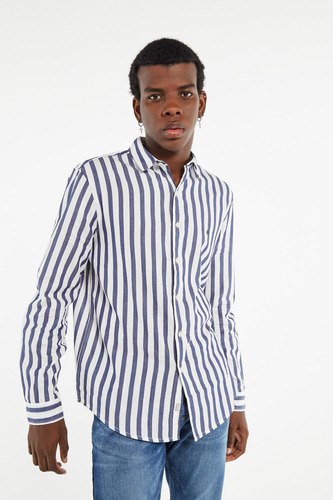 Camisa Unicolor Con Manga Larga, Cuello Sport Collar Y Diseñ