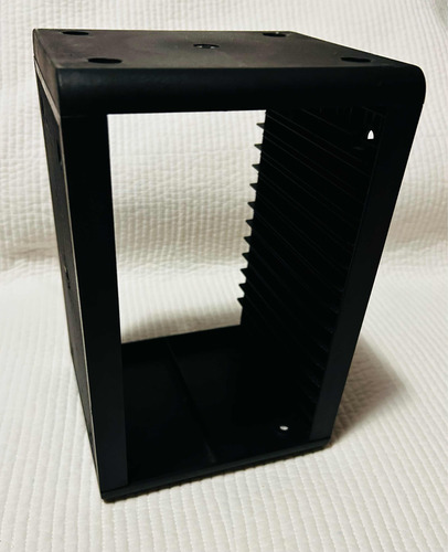 Caja Porta Cds Para 15 Unidades, De Plásticos Negro (Usado)