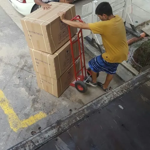 Agencia De Peones Mudanzas Fletes Contenedores Caba