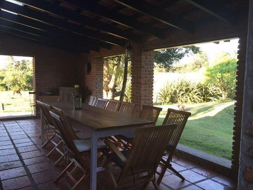 Quinta En Venta De 5 Dormitorios En La Pataia