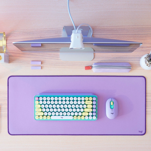 Imagen 2 de 3 de Outlet Padmouse Logitech Desk Mat 700x300 Lavanda