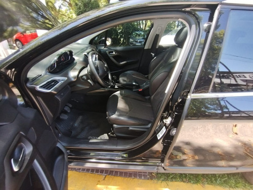 Imagen 12 de 25 de Peugeot 2008 Feline Manual Modelo 2017