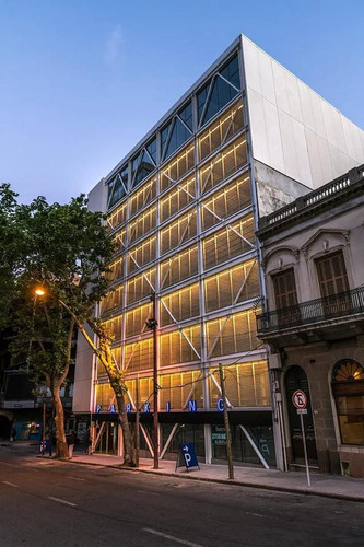 Imagen 5 de 16 de Local - Centro (montevideo)