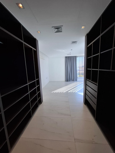 Casa 6 Amb En Alquiler Anual Barrio La Provicencia Canning