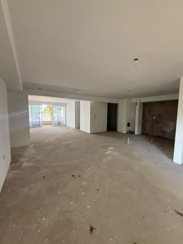 Apartamento En Venta En Residencias San Francisco Piso 1, Carrera 24 De Barrio Obrero / Ym