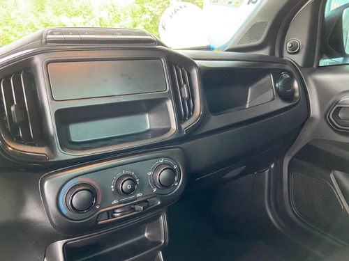 Imagem 11 de 14 de Fiat Strada Endurance Cs Plus 1.4 Flex 2022