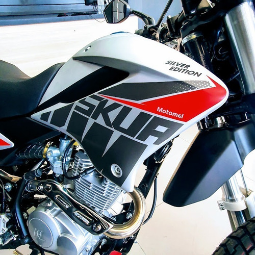Imagen 8 de 25 de Motomel Skua Silver Edition 150 Cross Enduro No Zr Triax Xr!