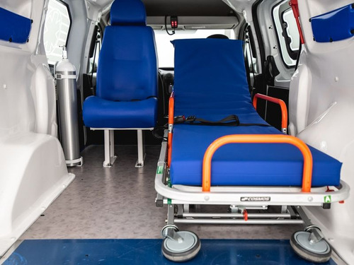 Ambulancia De Emergencia: Traslado Seguro Y Rápido 24 Horas