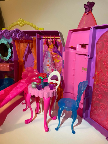Castillo Barbie La Puerta Secreta (Usado)