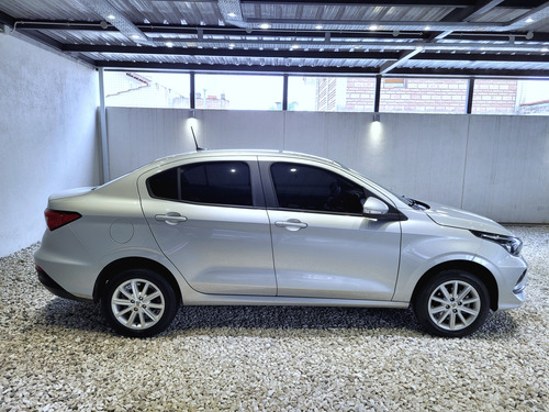 Fiat Cronos 1.3 Drive Cvt