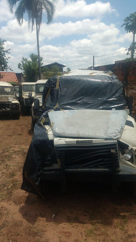 Land Rover Defender Sucata