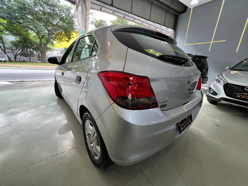 Chevrolet Onix Onix 1.0 Joy SPE/4