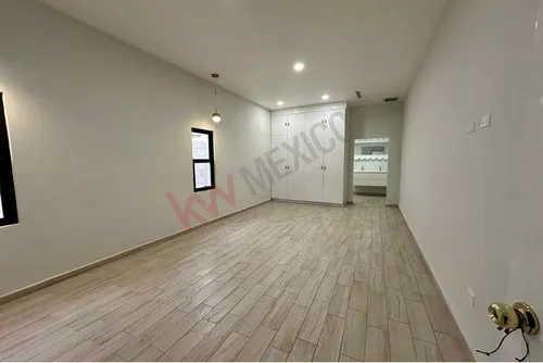 Se Renta Casa Muy Amplia Y Moderna En Colonia Burocratas, Mexicali Bc