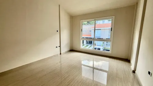Townhouse Obra Blanca. V.l.