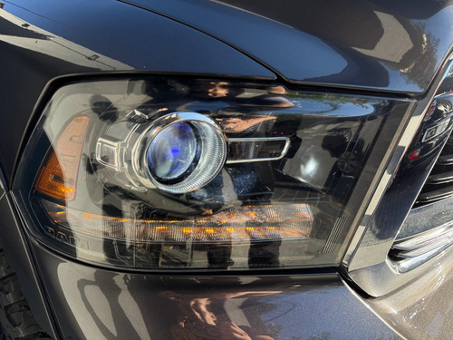 RAM 1500 5.7 Laramie Atx V8
