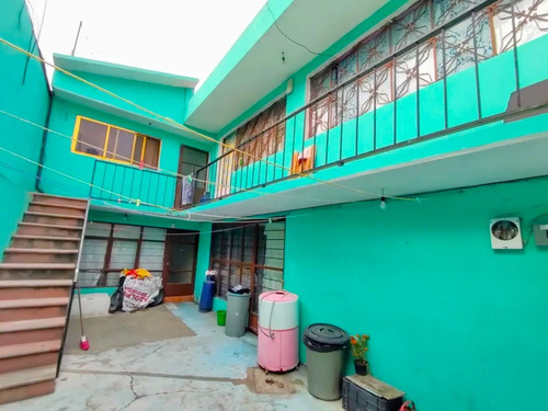 Oportunidad De Inversión, Casa Con 5 Departamentos En Ciudad Lago, Nezahualcóyotl