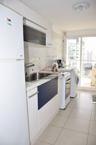 Apartamento En Brava, 3 Dormitorios *- Ref: 4808