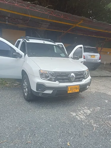 Duster Oroch 1300 Motor Turbo 4x4 Como Nueva Solo 17 Mil Km