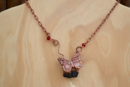 Imagen 8 de 8 de Collar Mariposa Con Turmalina Negra, Cadena De Cobre, Cod1