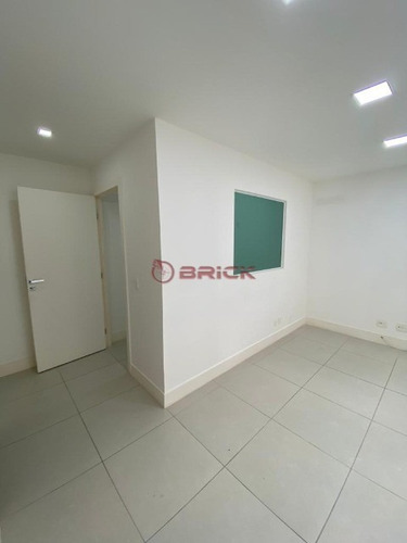 Imagem 2 de 9 de Sala Comercial No Centro Da Cidade - Sa00123 - 69576854