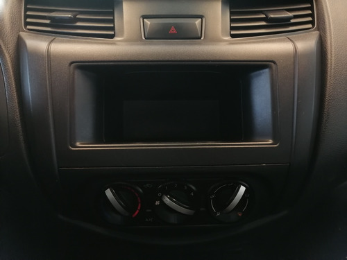 Imagen 10 de 12 de Nissan Np300 Pickup 2020