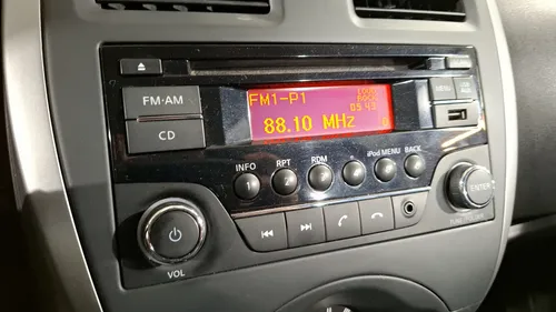 Nissan March 1.6 SENSE AUTO