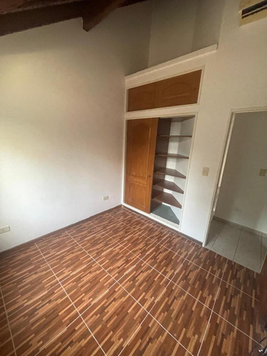 Duplex En Alquiler 4 Ambientes En B° Maria Del Parque