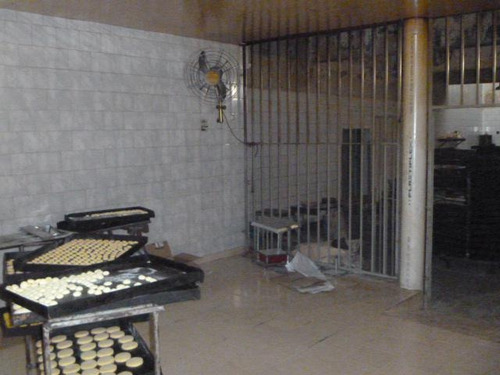 Imagen 11 de 28 de Fondo De Comercio Con Alquiler De Local Y Vivienda- Villa Dominico